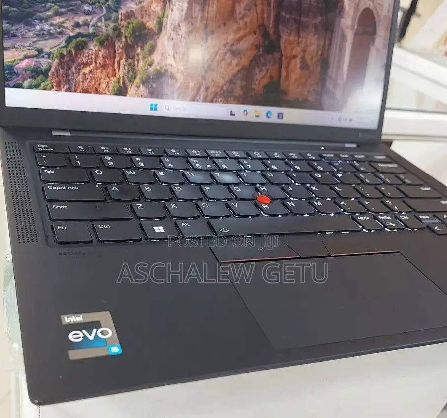 New Laptop Lenovo ThinkPad X1 Carbon 16GB Intel Core I5 SSD 512GB