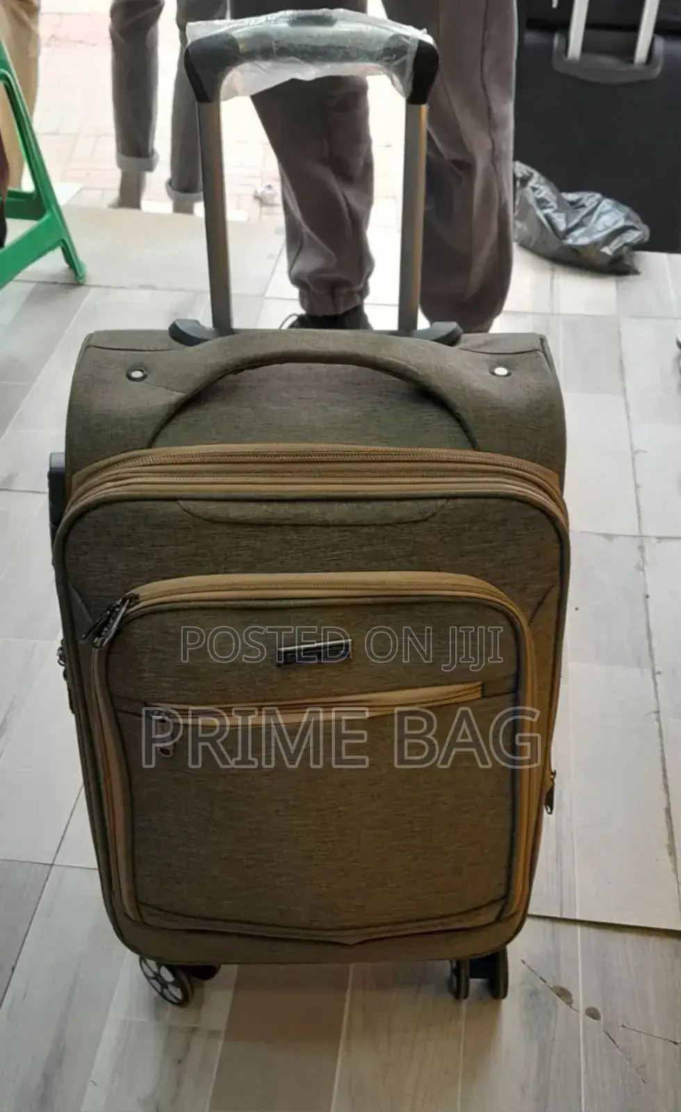 Follow Me Bag