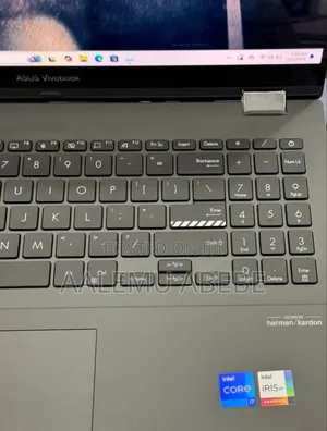 New Laptop Asus Vivobook 16 16GB Intel Core I7 SSD 512GB