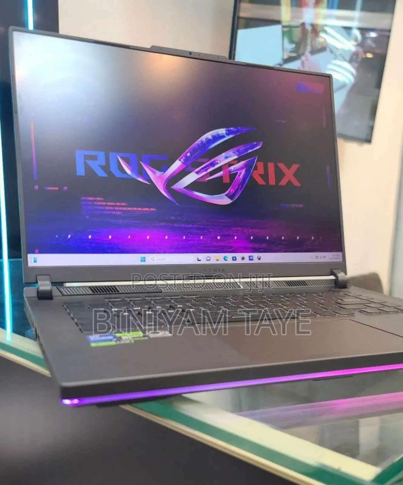 New Laptop Asus ROG Strix G15 16GB Intel Core I7 SSD 1T