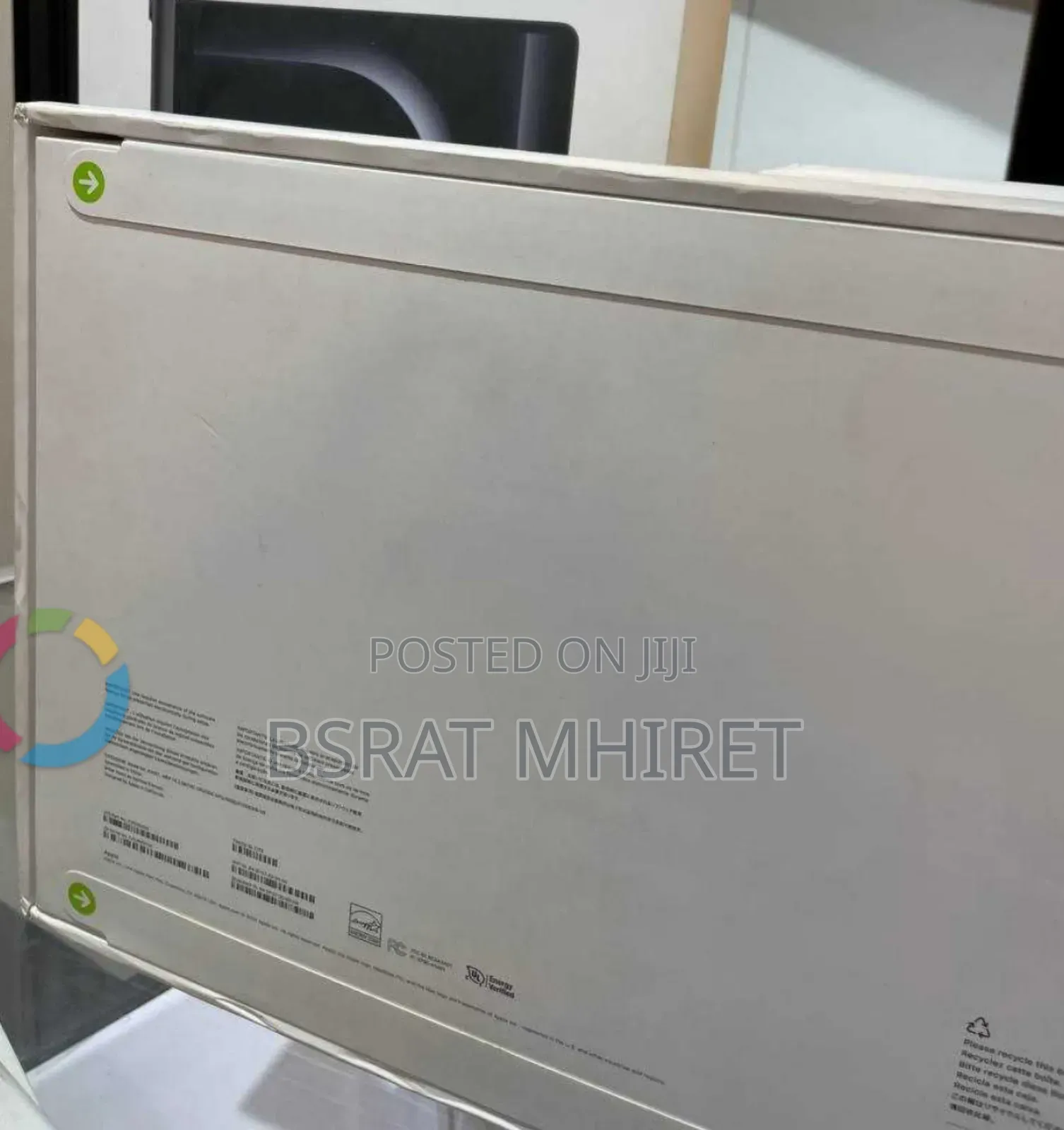 New Laptop Apple MacBook Air 2025 M4 13-inch 16GB SSD 512GB