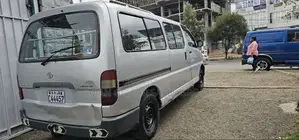 Toyota HiAce 2006 Silver