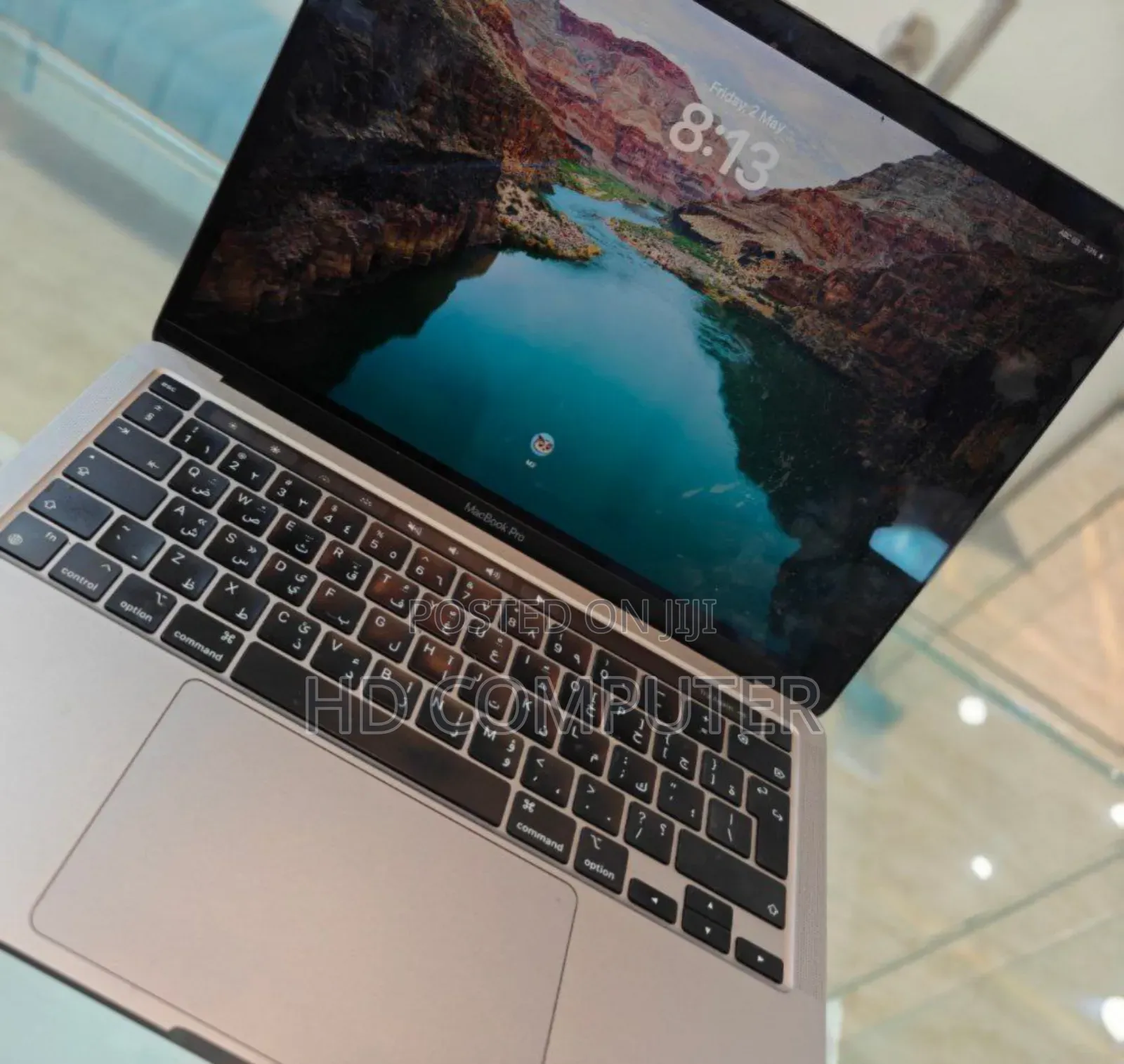New Laptop Apple MacBook Pro 2022 M2 8GB Apple M2 Ultra SSD 256GB