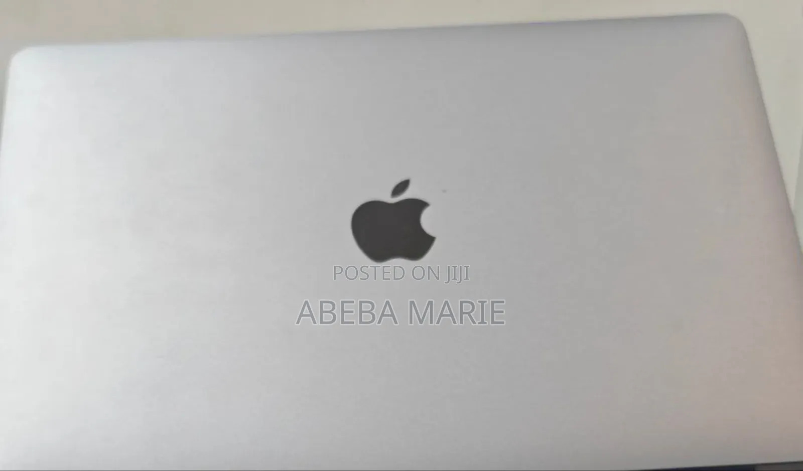 New Laptop Apple MacBook Pro 2022 M2 16GB Apple M2 SSD 256GB