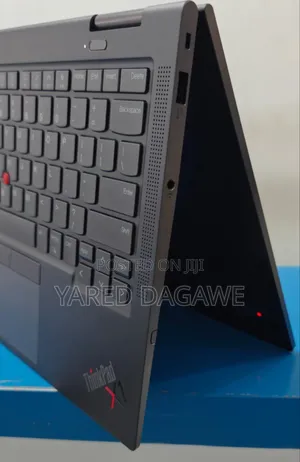 Photo - New Laptop Lenovo Thinkpad X1 Yoga 32GB Intel Core I7 SSD 1T
