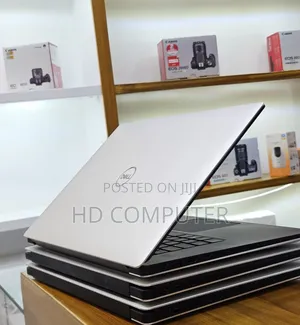 Photo - New Laptop Dell XPS 15 16GB Intel Core I7 SSD 512GB