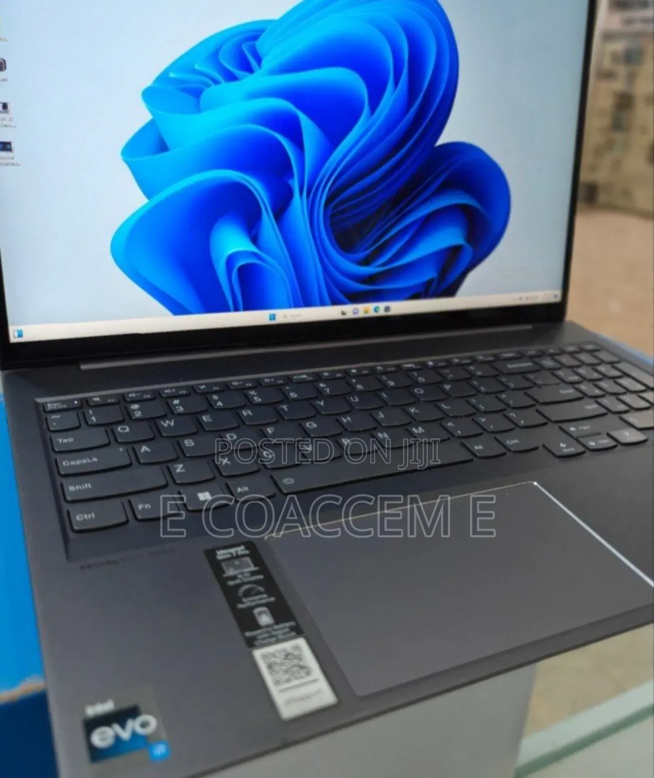 New Laptop Lenovo 32GB Intel Core I7 SSD 1T