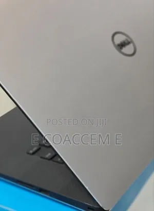 Photo - New Laptop Dell 16GB Intel Core I5 SSD 1T