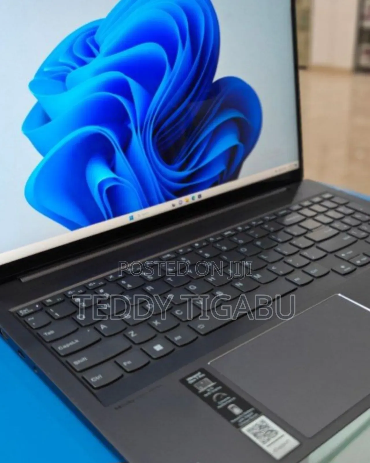 New Laptop Lenovo Yoga 11e 32GB Intel Core I7 SSD 1T