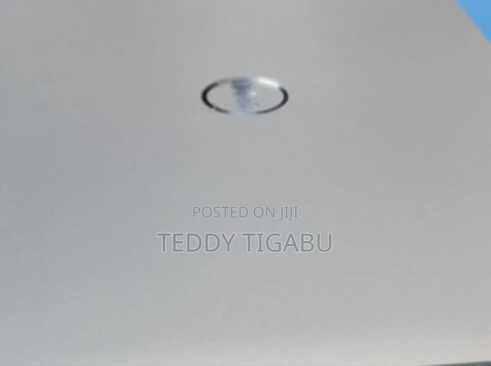 New Laptop Dell XPS 15 16GB Intel Core I5 SSHD (Hybrid) 1T