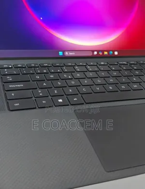 Photo - New Laptop Dell 16GB Intel Core I7 SSD 512GB