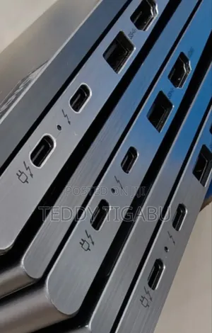 Photo - New Laptop Lenovo Thinkpad X1 Yoga 32GB Intel Core I7 SSD 1T