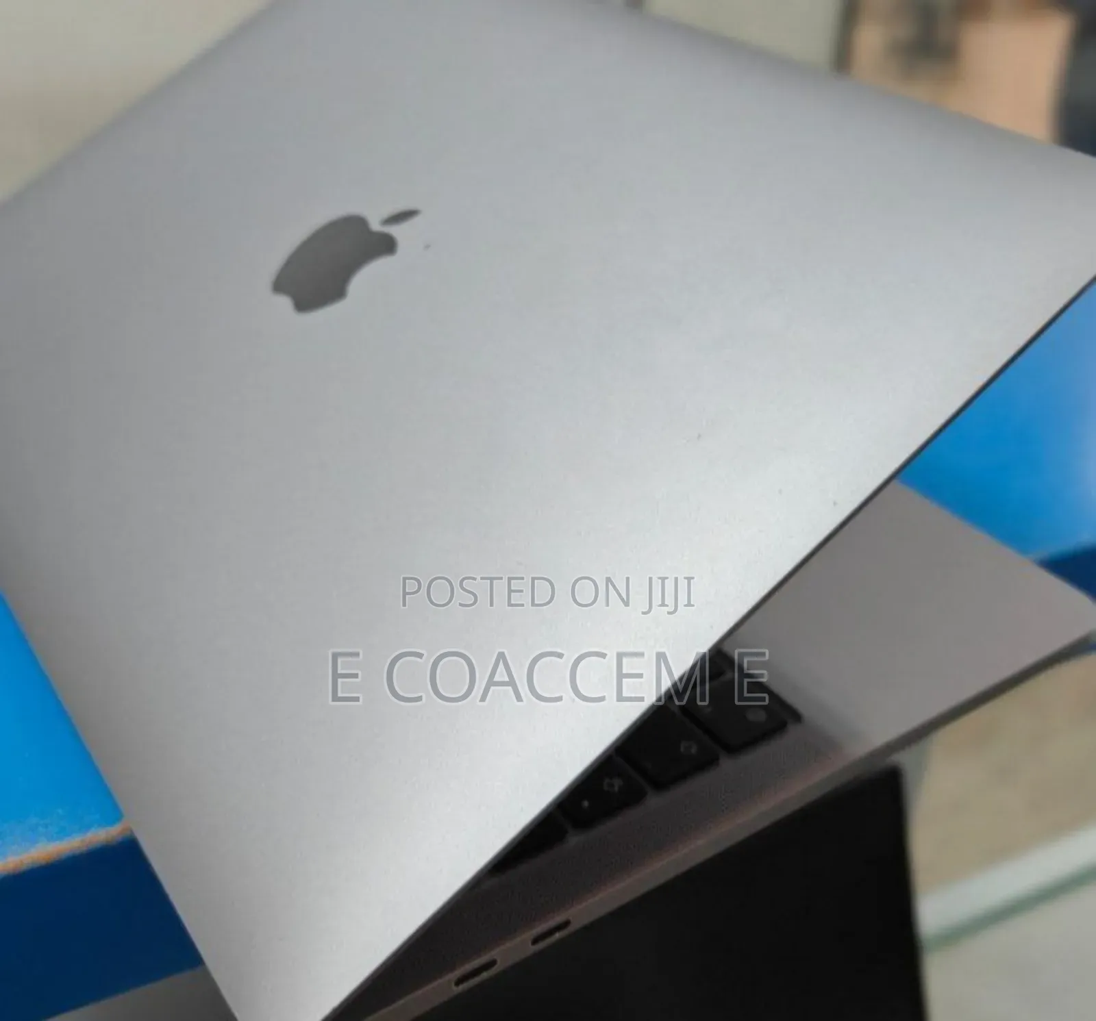 New Laptop Apple MacBook 8GB Apple M2 SSD 256GB