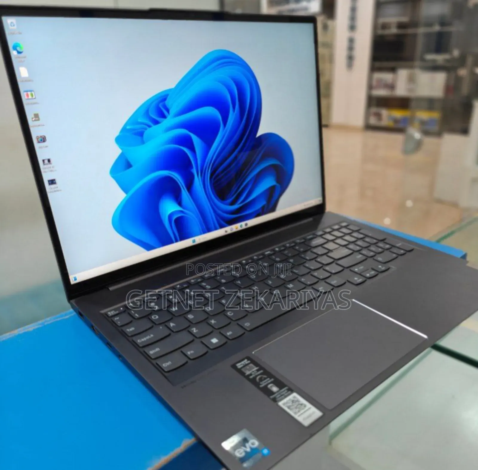 New Laptop Lenovo Yoga C930 32GB Intel Core I7 SSD 1T