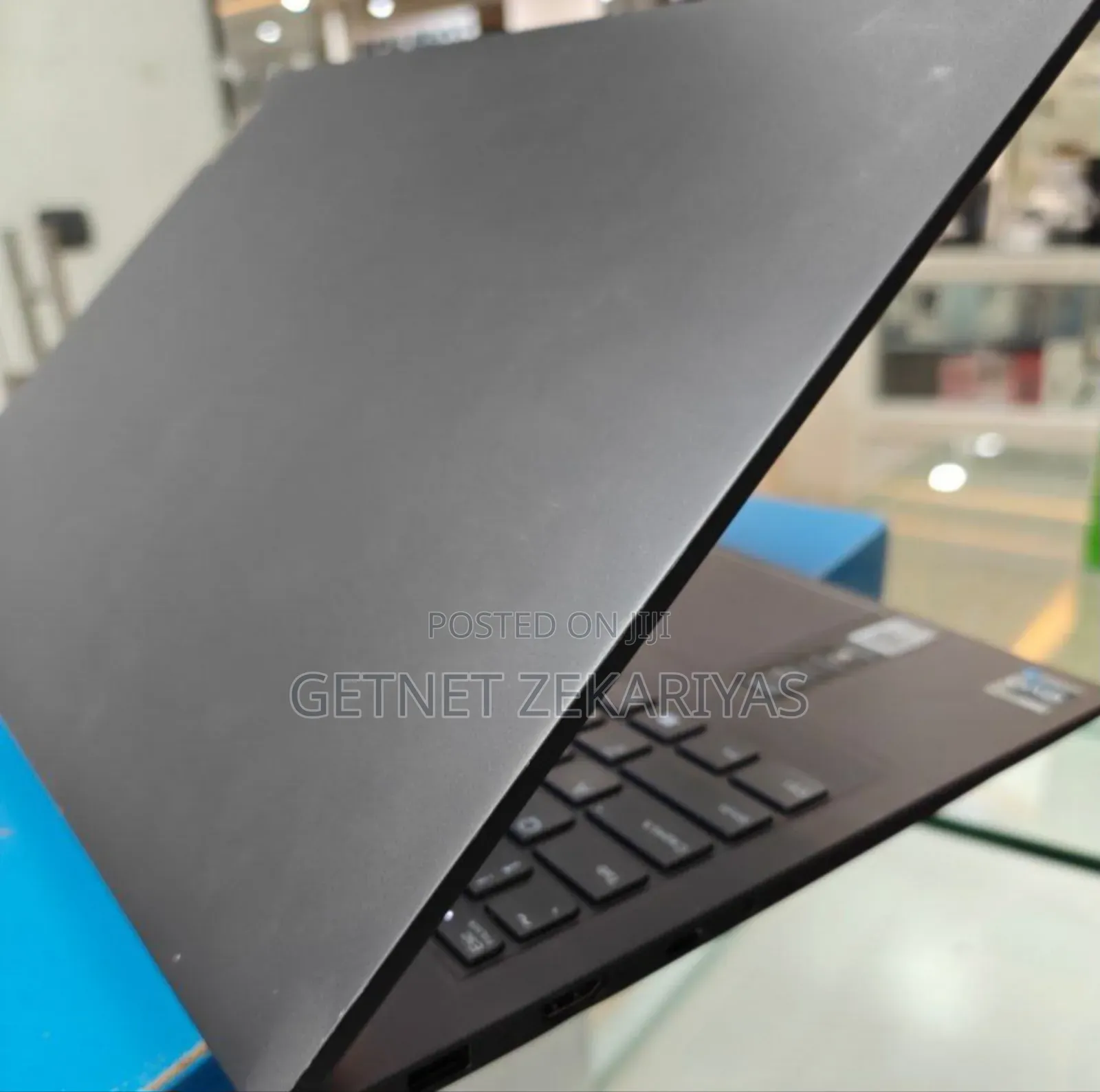 New Laptop Lenovo Yoga C930 32GB Intel Core I7 SSD 1T