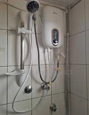 Photo - Midea Water Heater With Dc Pump