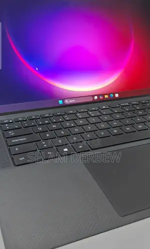 Photo - New Laptop Dell Inspiron 15 16GB Intel Core I7 SSD 512GB