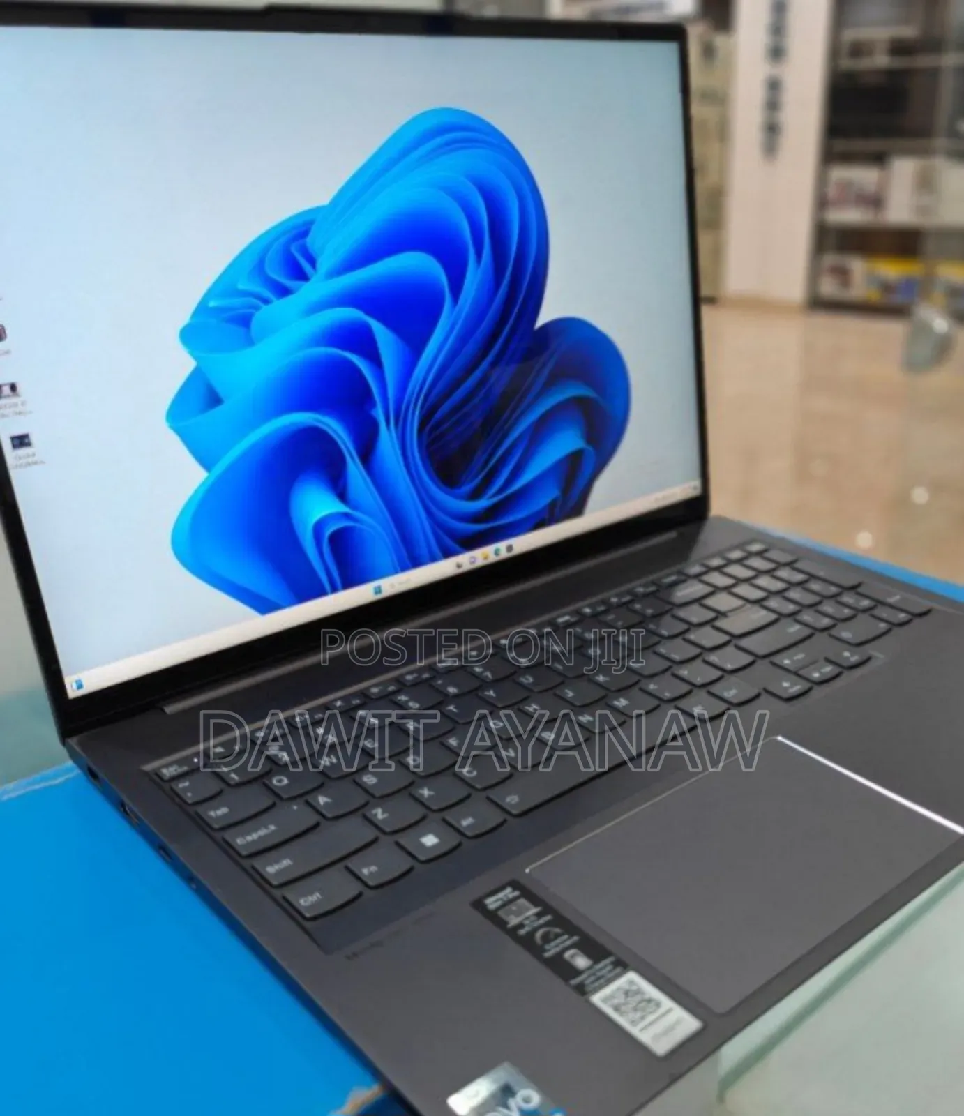 New Laptop Lenovo ThinkPad Yoga 16GB Intel Core I7 SSD 512GB