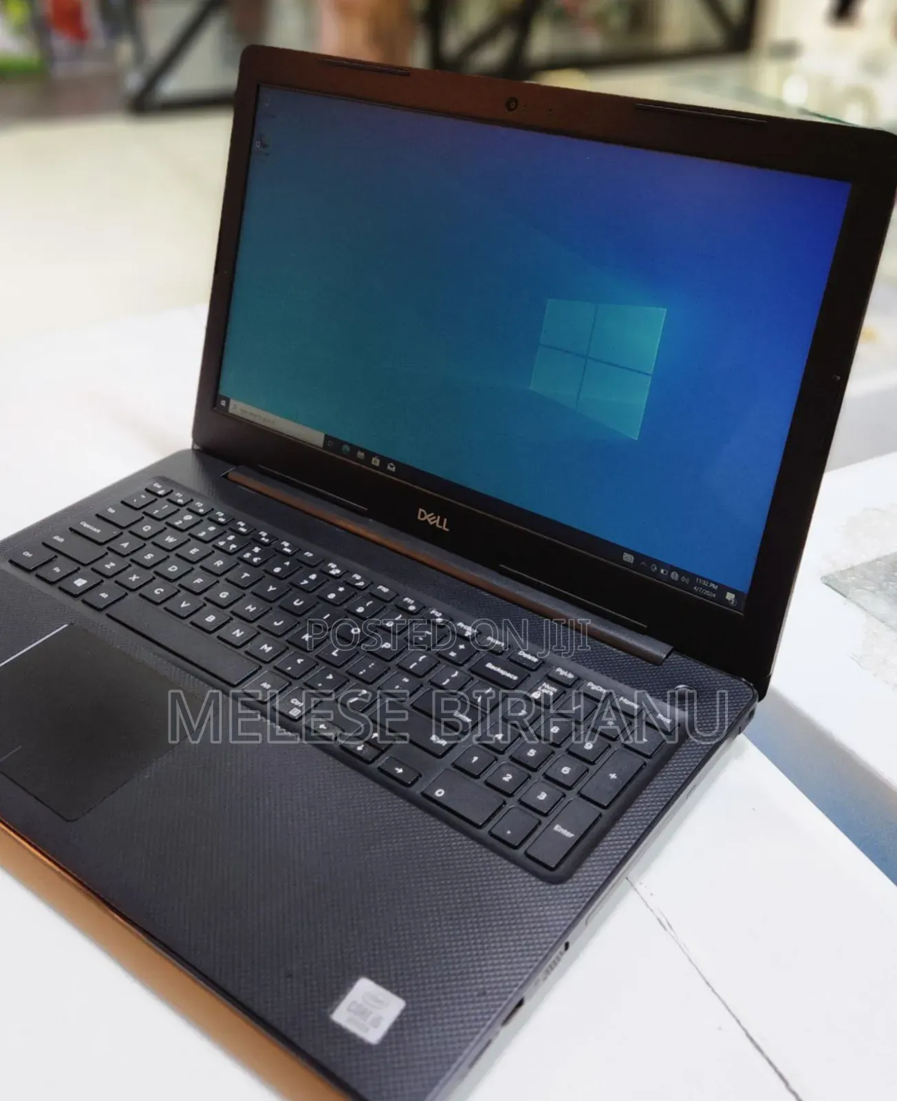 New Laptop Dell Vostro 1014 8GB Intel Core I5 HDD 1T