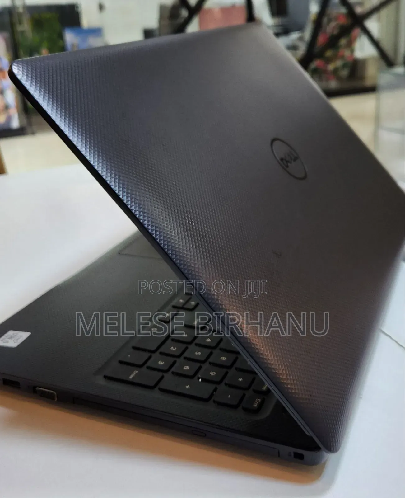 New Laptop Dell Vostro 1014 8GB Intel Core I5 HDD 1T