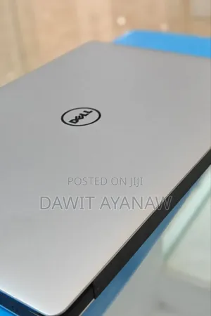 Photo - New Laptop Dell XPS 15 8GB Intel Core I5 SSD 1T