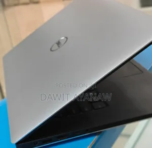 New Laptop Dell XPS 15 8GB Intel Core I5 SSD 1T