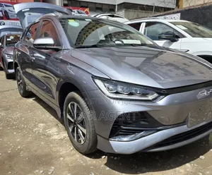 New BYD E2 43 kWh 94 hp FWD 2024 Gray