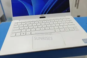 Photo - New Laptop Dell XPS 13 8GB Intel Core I7 SSD 512GB