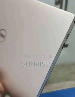 New Laptop Dell XPS 13 8GB Intel Core I7 SSD 512GB