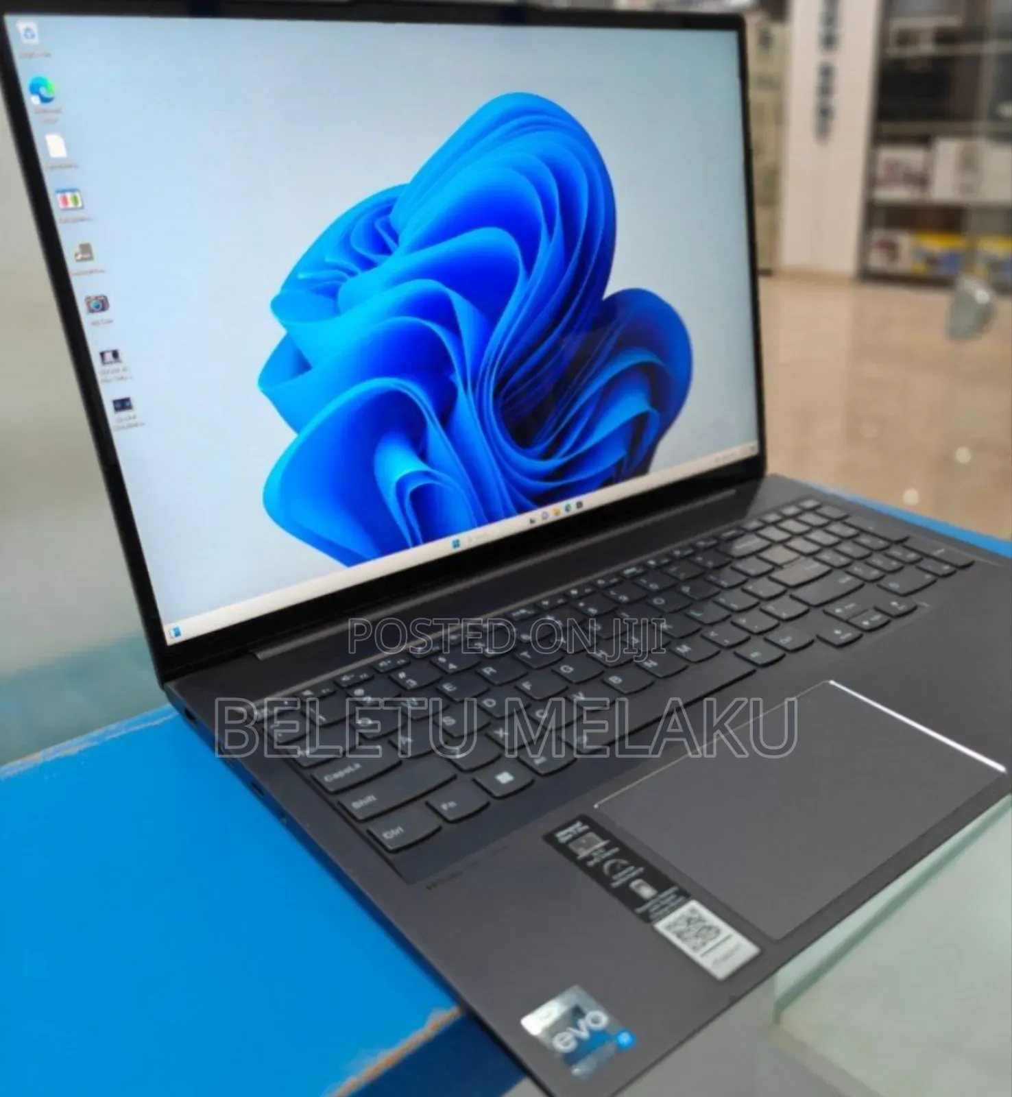 New Laptop Lenovo ThinkPad Yoga 32GB Intel Core I7 SSD 1T