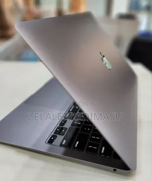 Photo - New Laptop Apple MacBook Air 2020 8GB Intel Core I3 SSD 256GB