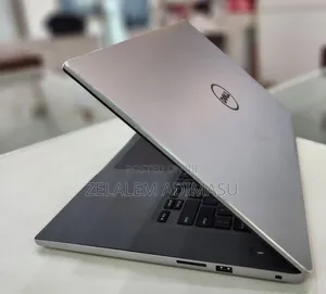 New Laptop Dell Inspiron 15 8GB Intel Core I5 SSD 256GB