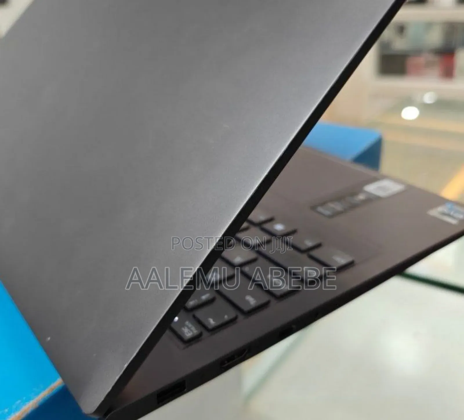 New Laptop Lenovo 32GB Intel Core I7 SSD 1T