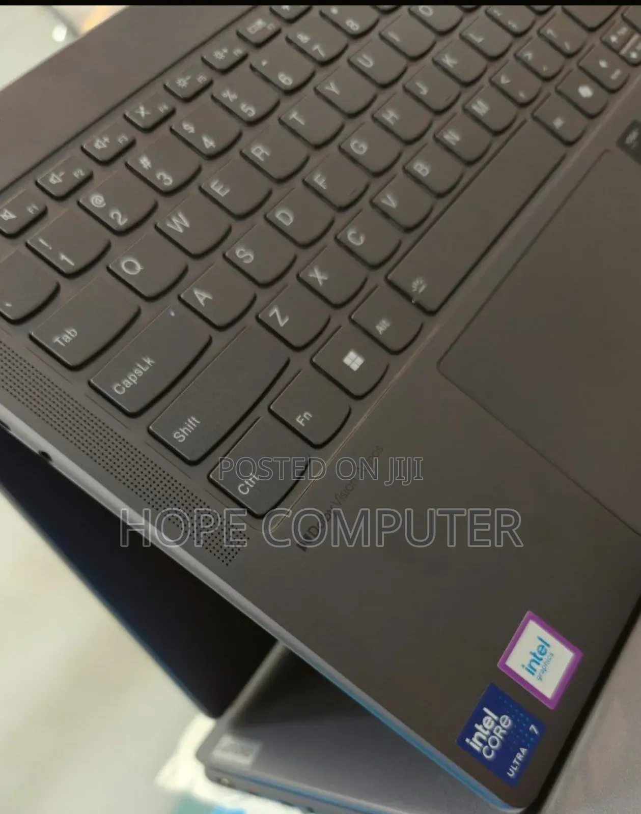 New Laptop Lenovo Yoga 7i 16GB Intel Core Ultra 7 SSD 1T