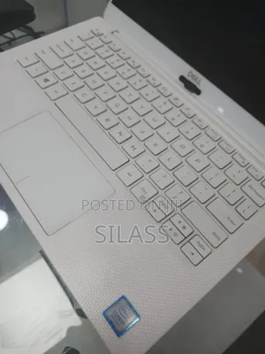 New Laptop Dell XPS 13 8GB Intel Core I7 SSD 512GB