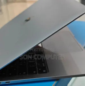 New Laptop Apple MacBook Air 2022 M2 8GB Intel Core I5 SSD 256GB