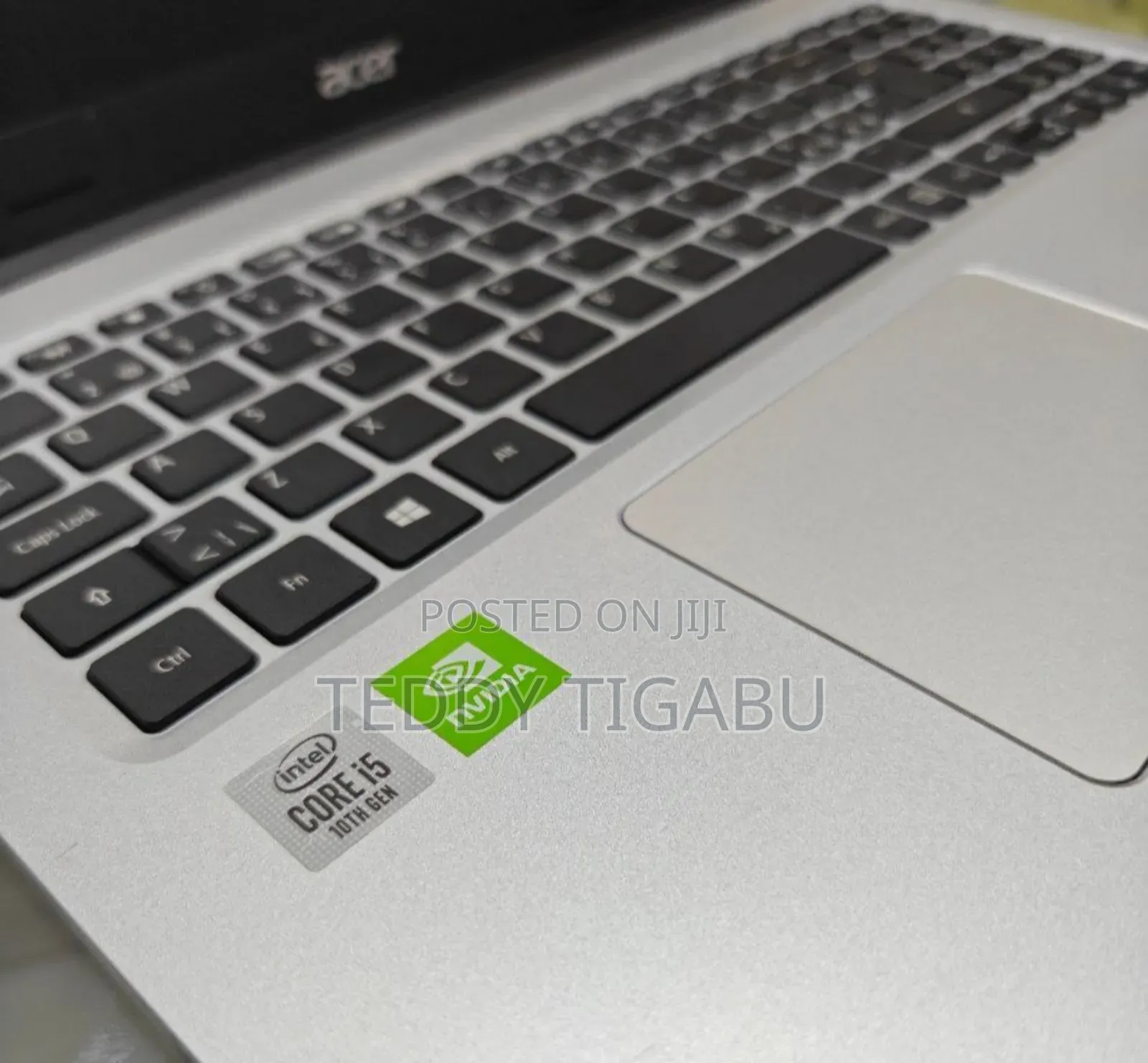 New Laptop Acer Apsire M3 581TG 8GB Intel Core I5 SSD 512GB