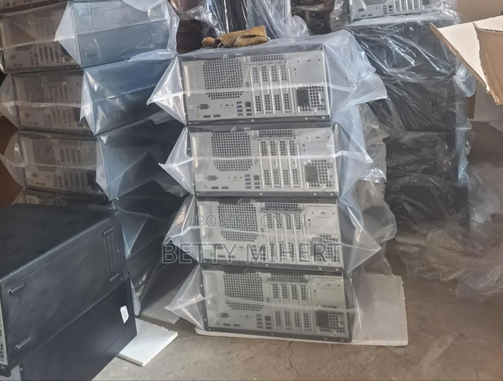 Desktop Computer Dell OptiPlex 3070 8GB Intel Core I5 HDD 1T