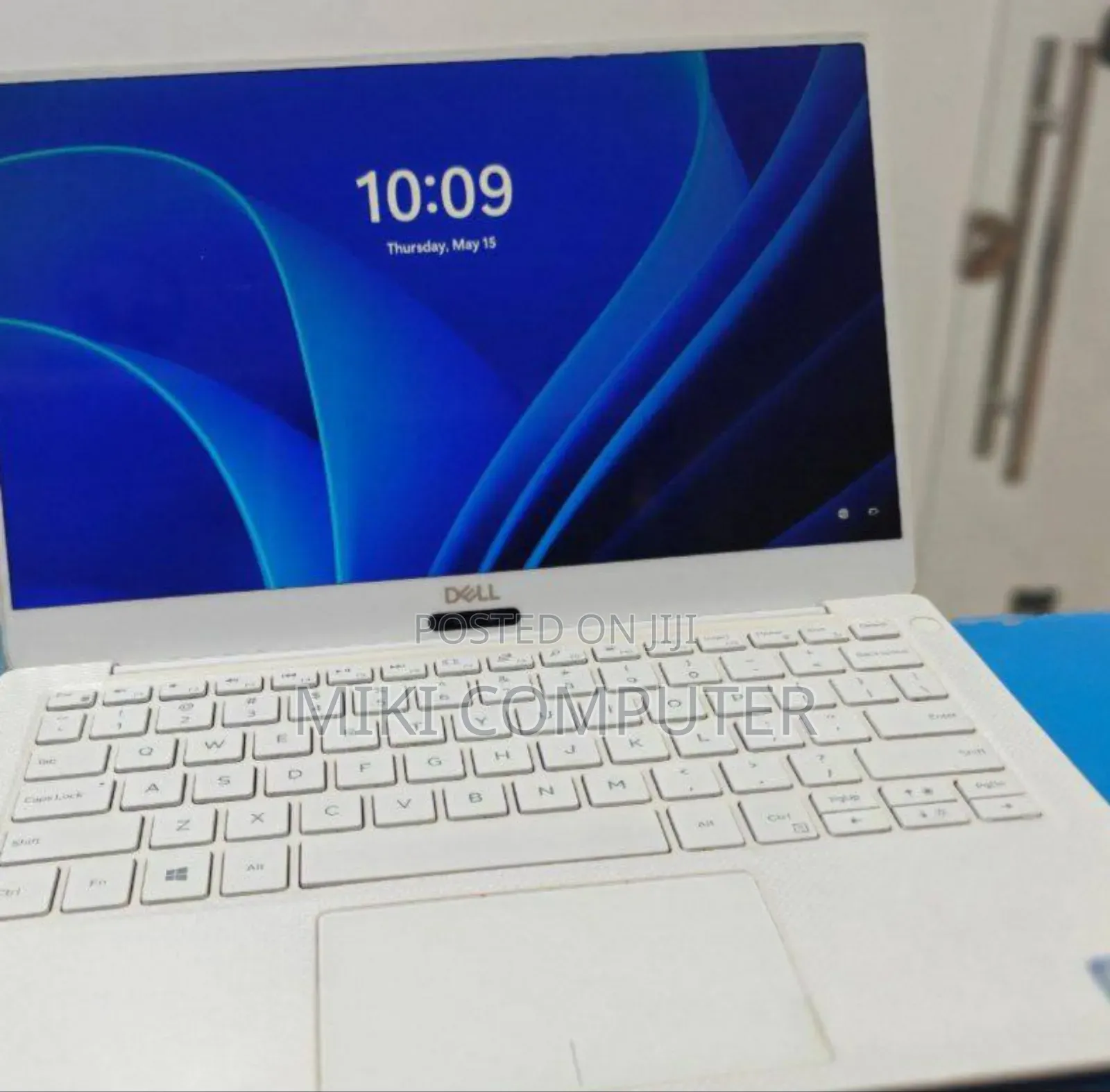 New Laptop Dell XPS 13 8GB Intel Core I7 SSD 512GB