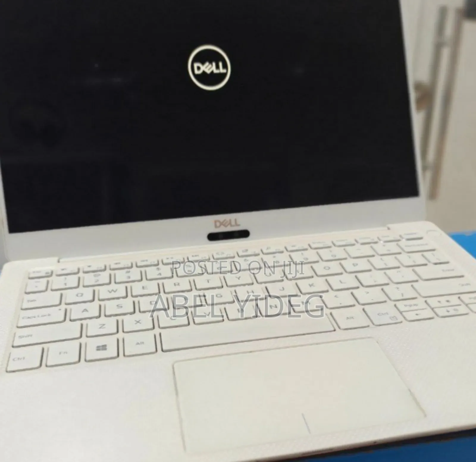 New Laptop Dell XPS 13 8GB Intel Core I7 SSD 512GB