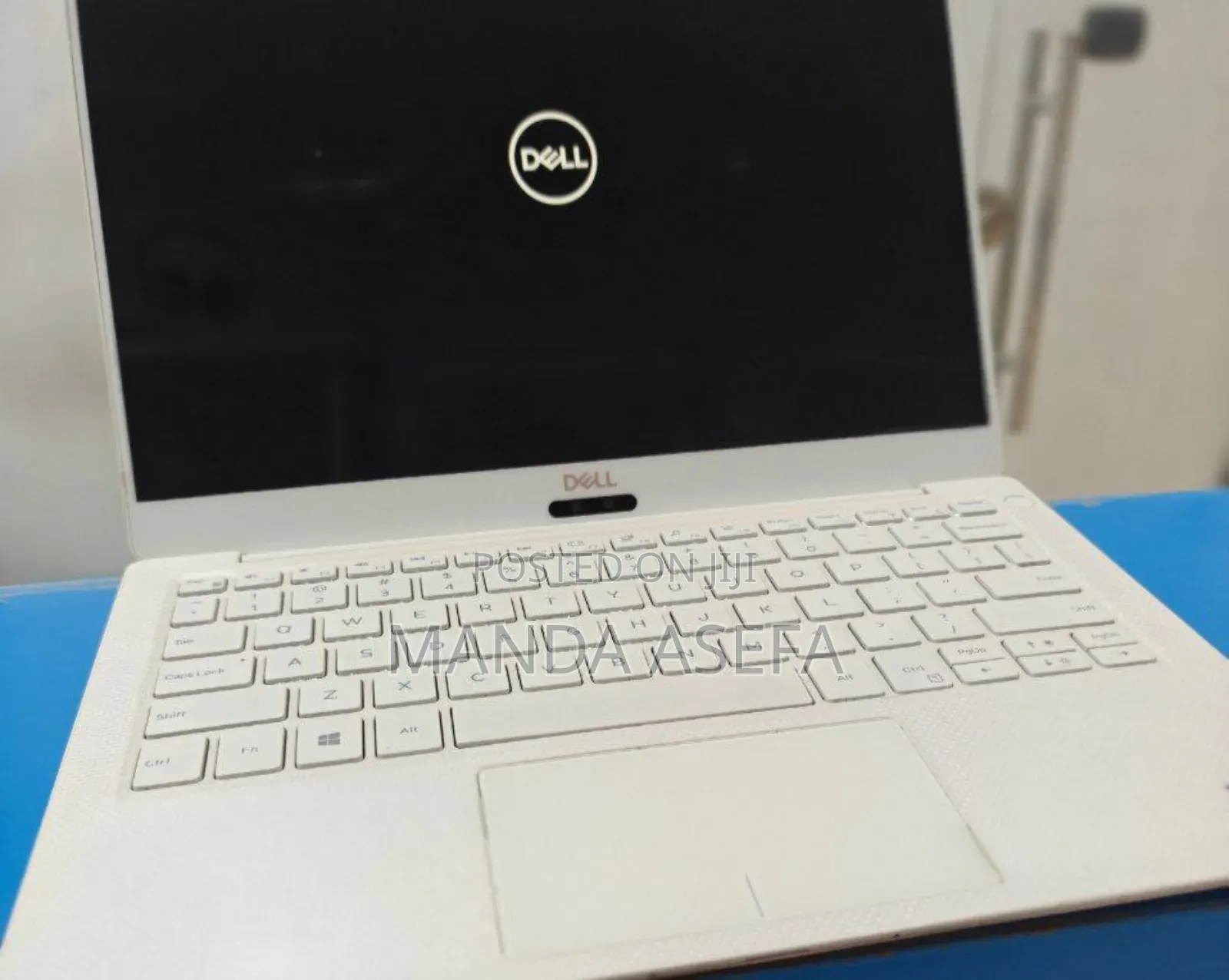 New Laptop Dell XPS 13 8GB Intel Core I7 SSD 512GB