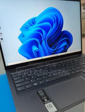 New Laptop Lenovo Yoga 11e 32GB Intel Core I7 SSD 1T