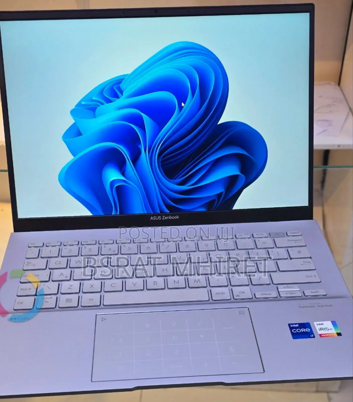 New Laptop Asus ZenBook 13 UX331UN 16GB Intel Core I7 SSD 512GB