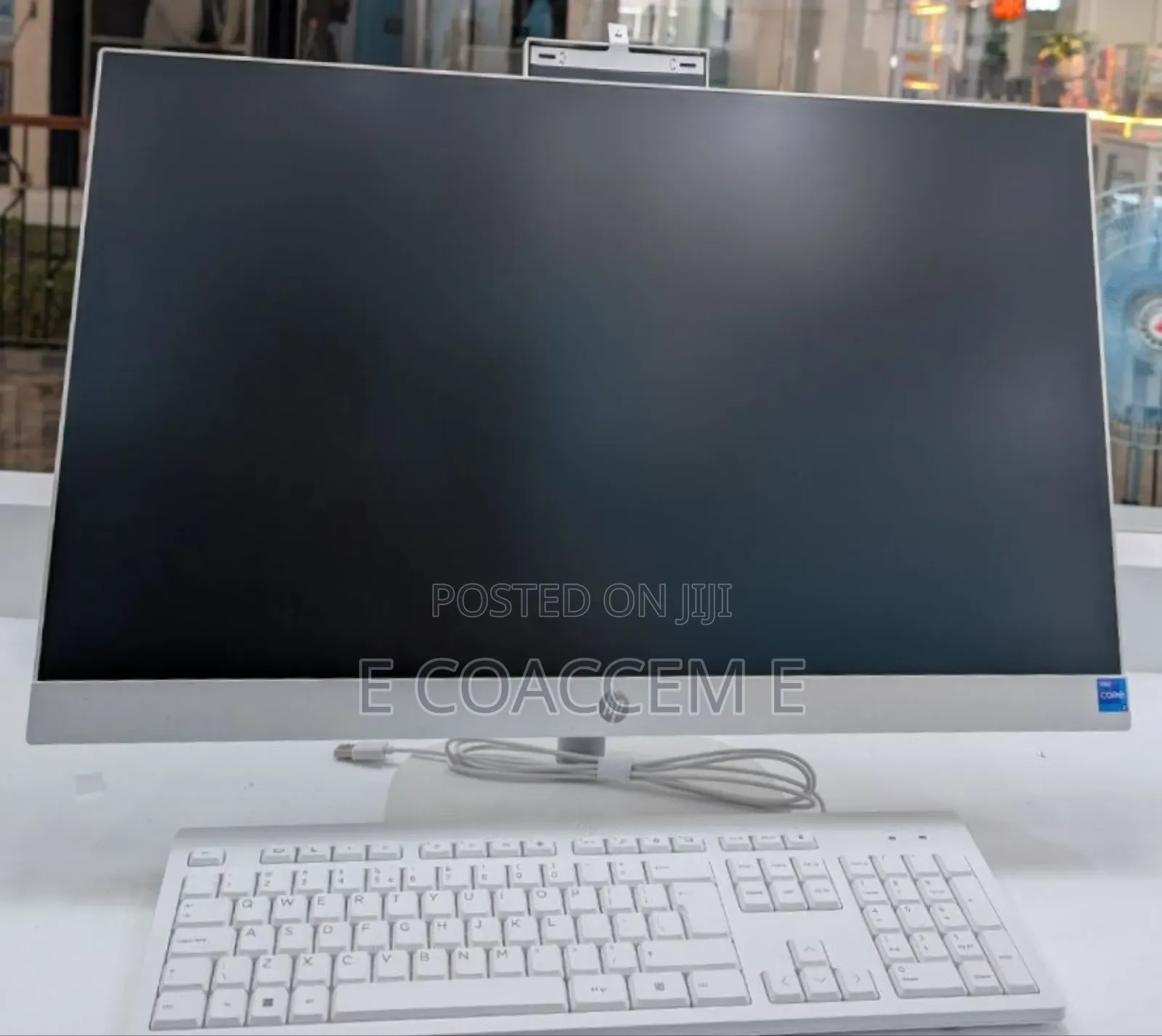 New HP ProOne 240 G10 All-in-One 8GB Intel Core I7 SSD 512GB