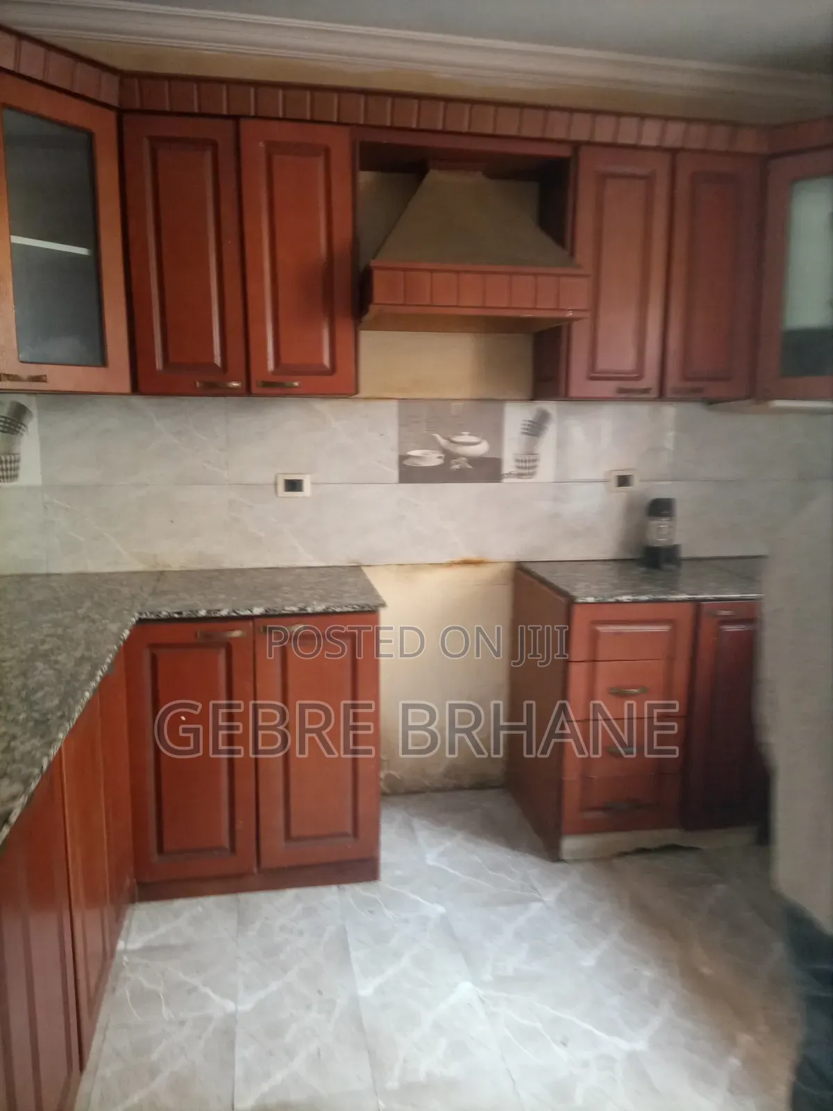 3bdrm House in G+1, Yeka for rent