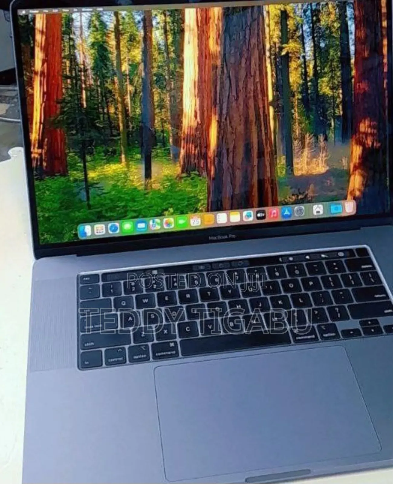 New Laptop Apple MacBook Pro 2019 16GB Intel Core I9 SSD 1T
