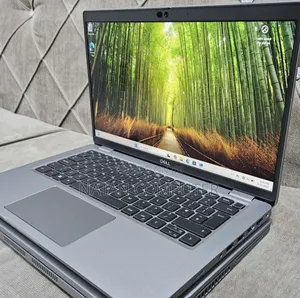 Photo - New Laptop Dell Latitude 5300 16GB Intel Core I5 SSD 256GB