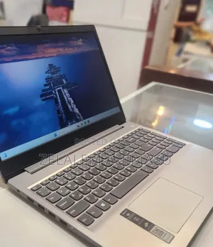 New Laptop Lenovo Ideapad 3 8GB Intel Core I3 SSD 256GB