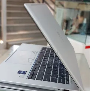 New Laptop HP EliteBook 840 G9 16GB Intel Core I5 SSD 512GB