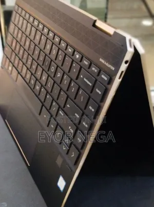 Photo - New Laptop HP Spectre 16GB Intel Core I7 SSD 512GB